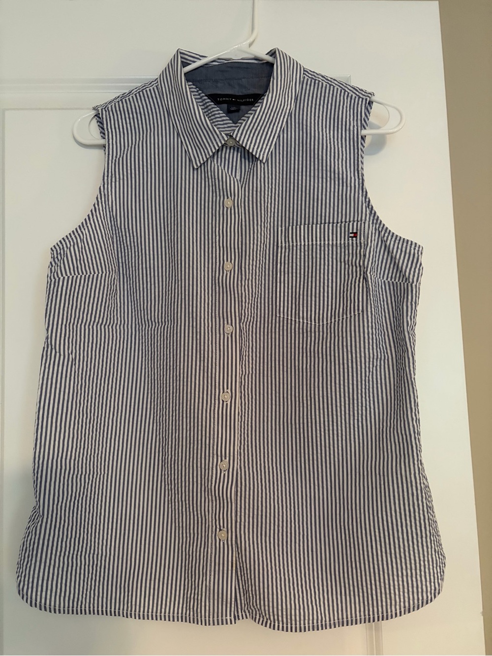 Tommy Hilfiger Blue and White Seersucker Button-Front Shirt